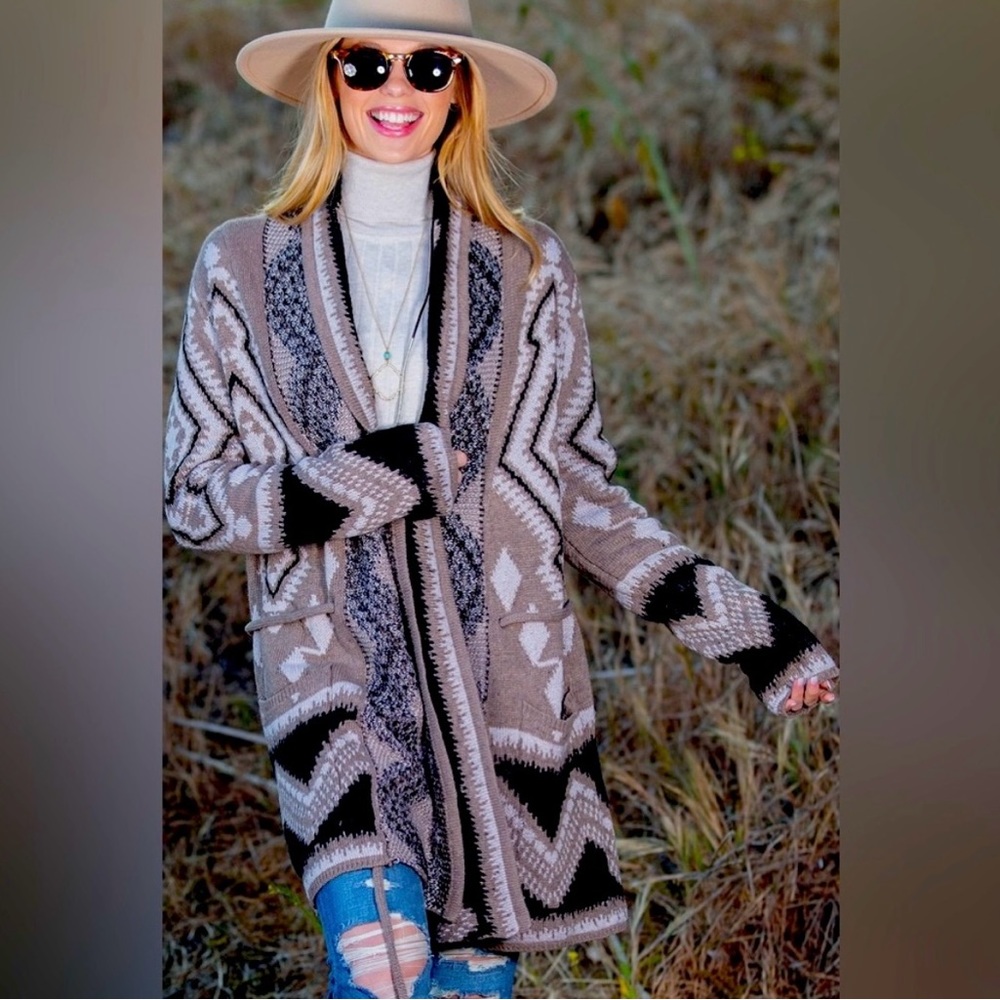 Long Aztec Print Knit Cardigan NWT